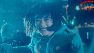 《國寶》森七菜顛覆清新形象！鬼才導演長久允耗時 5 年田調，《炎上》還原歌舞伎町「東橫少女」的 150 天
