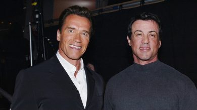 人前厚伊細、人後好兄弟？阿諾 vs 史特龍 (上)：30 年的冤仇、黜臭與真愛，始於金球獎那個晚上