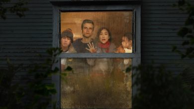 Netflix 《最後孤屋》劇情結局解析與怪物由來：長達五年的雨夜囚禁，究竟在暗示什麼？